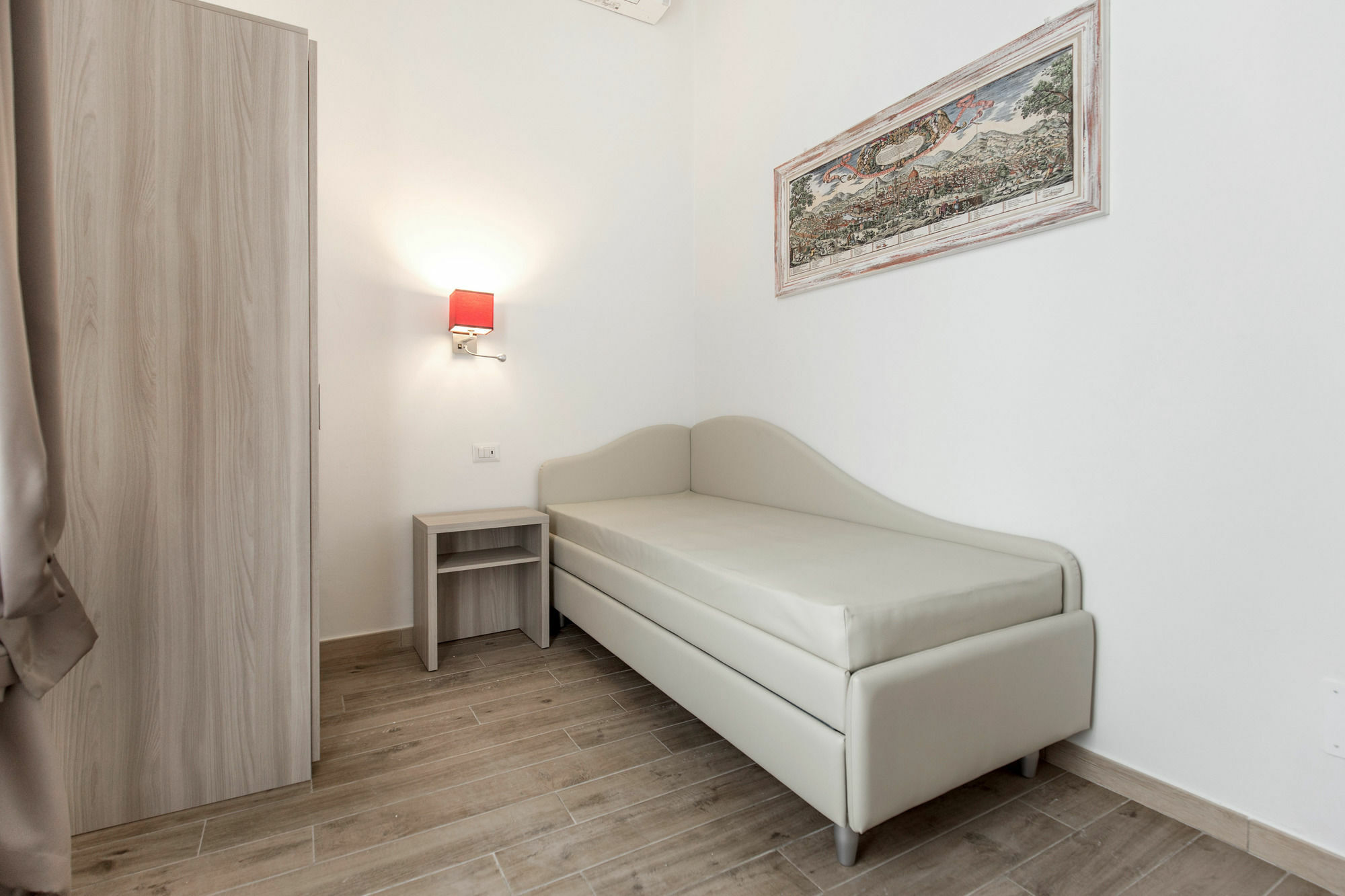 Apollo Guest House Florencja Zewnętrze zdjęcie